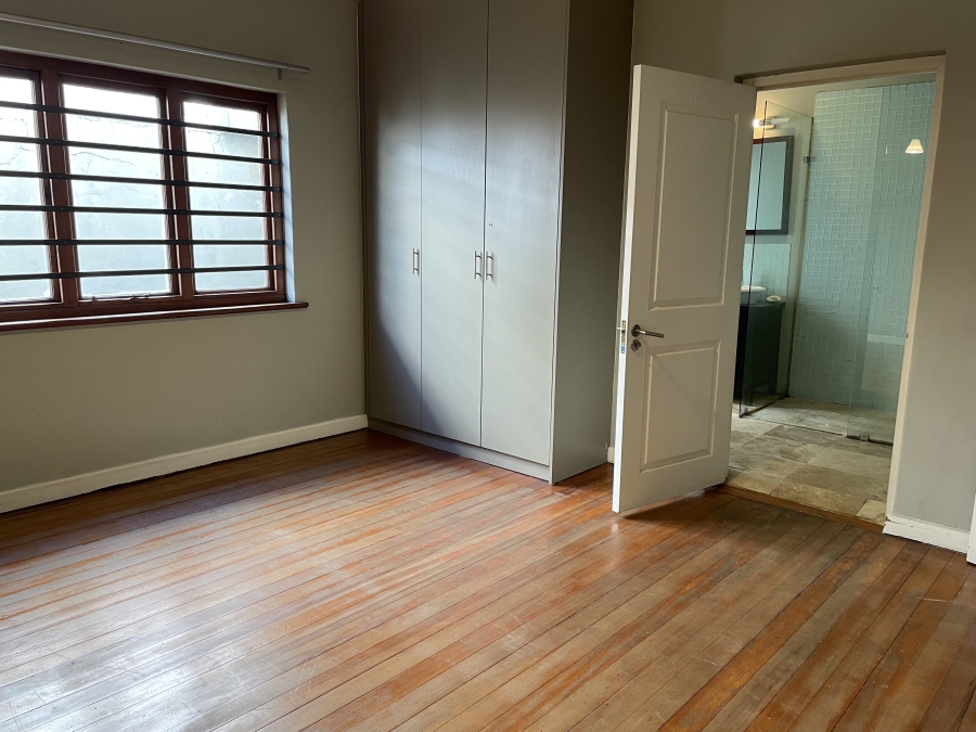 To Let 3 Bedroom Property for Rent in Vredehoek Western Cape